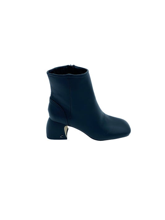 Circus NY - Ozzie black